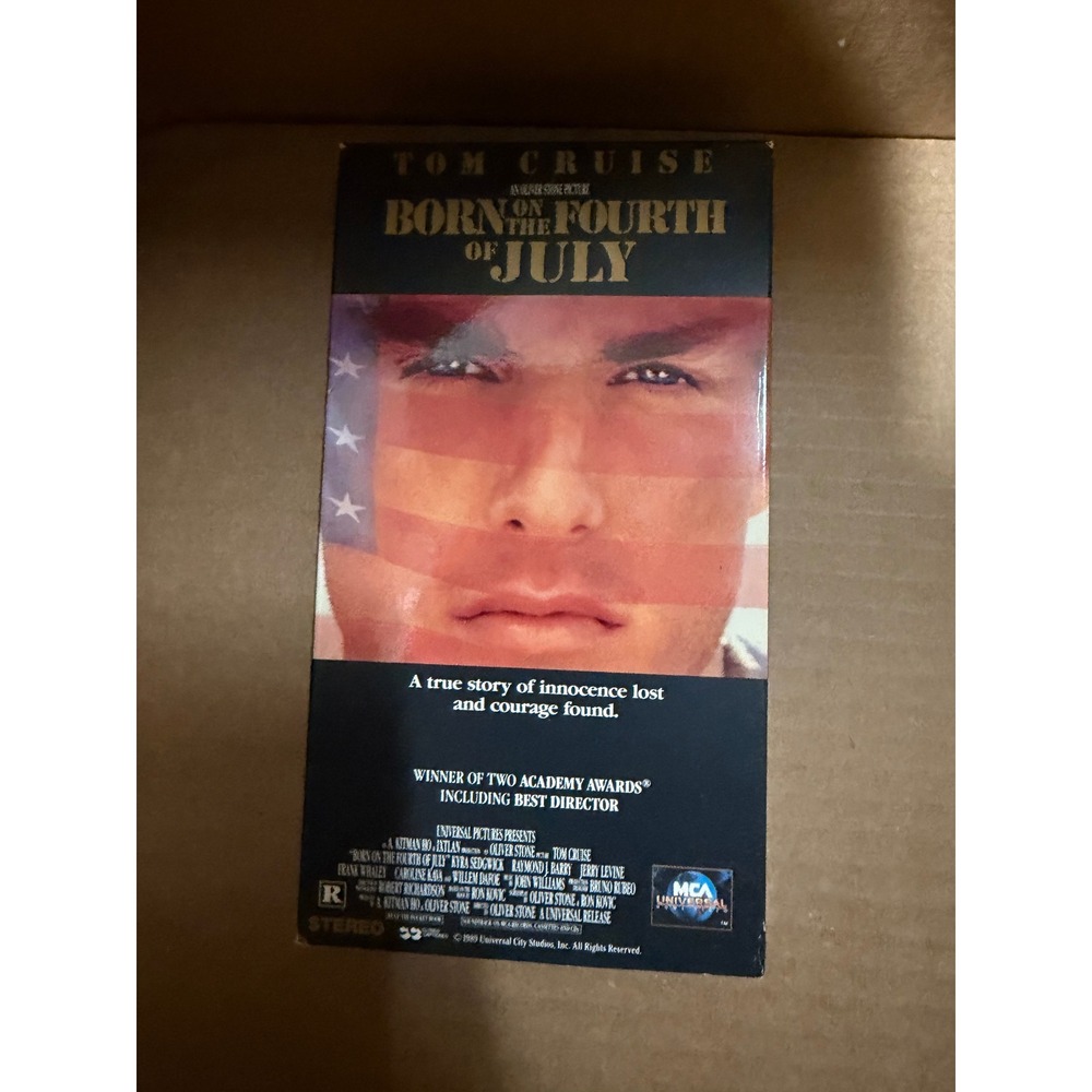 Born on the Fourth of July VHS Tom Cruise Oliver Stone MCA Universal 1989 Movie